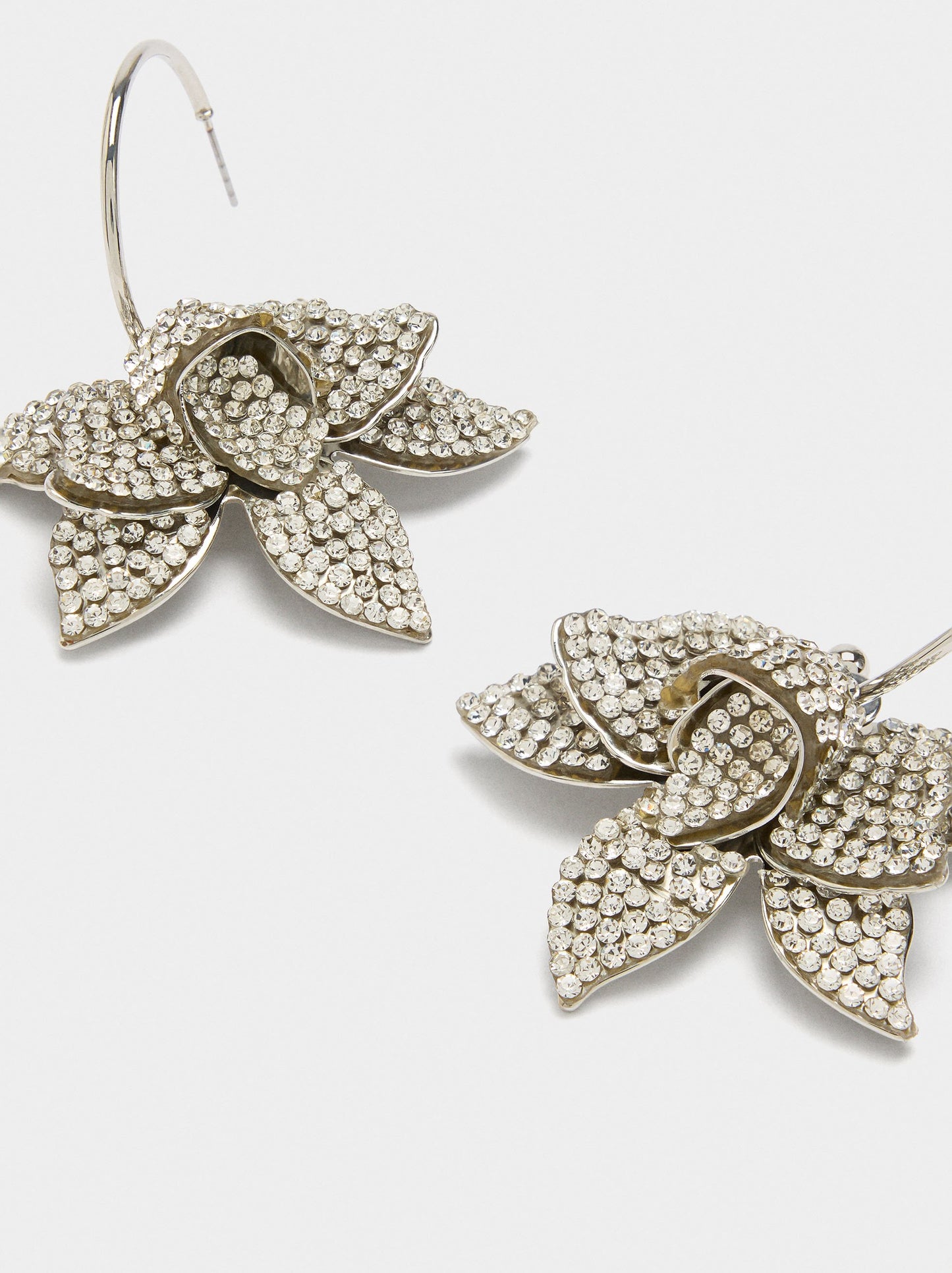 Maxi Flower Hoop Earrings With Crystals
