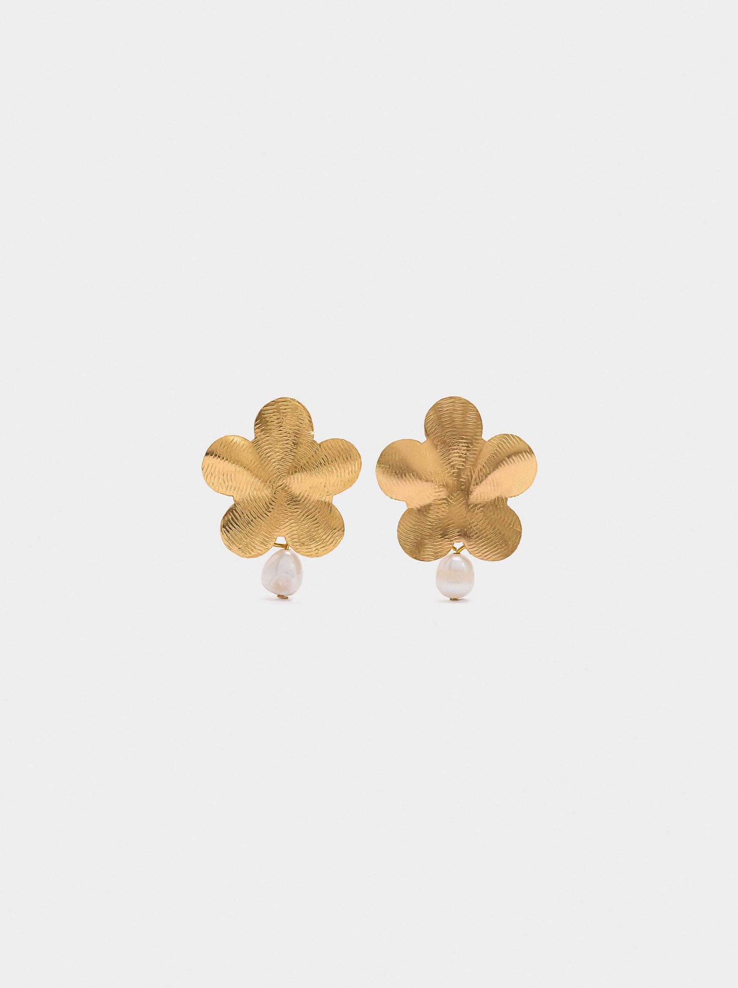 Flower Earrings With Pearls