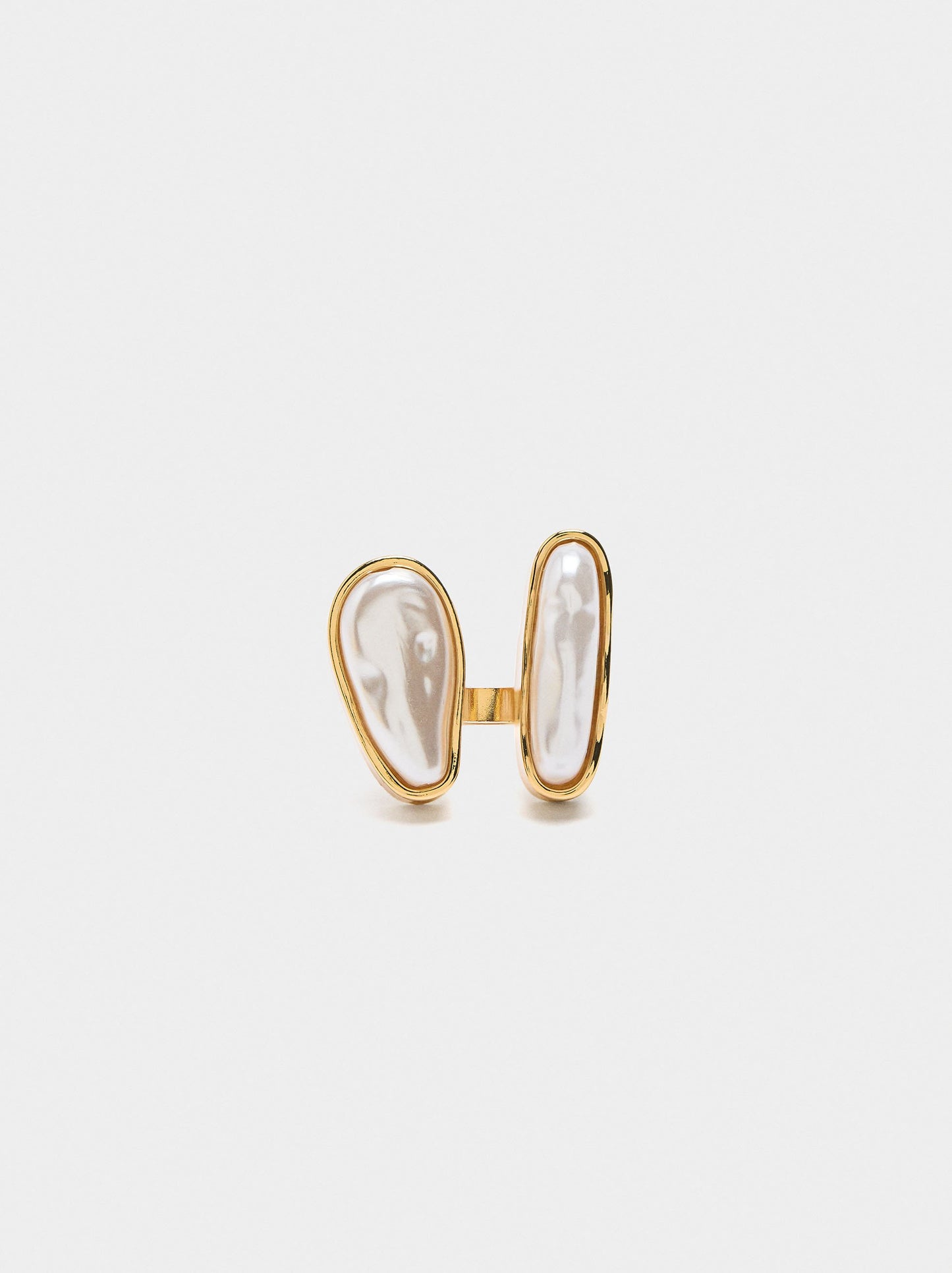 Open Pearl-Effect Ring