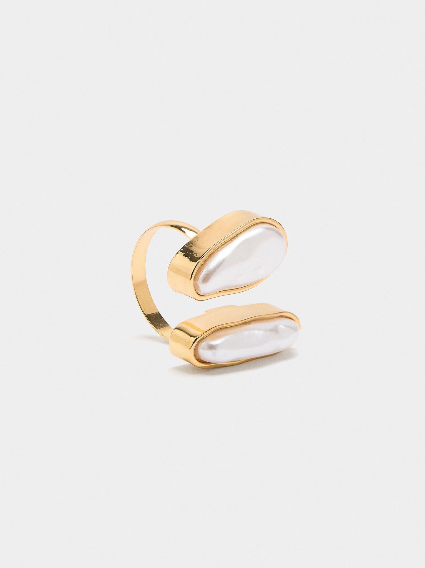 Open Pearl-Effect Ring