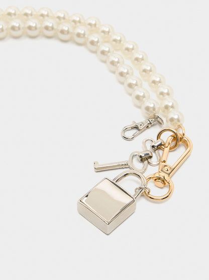 Necklace Of Pearls With Padlock Pendant