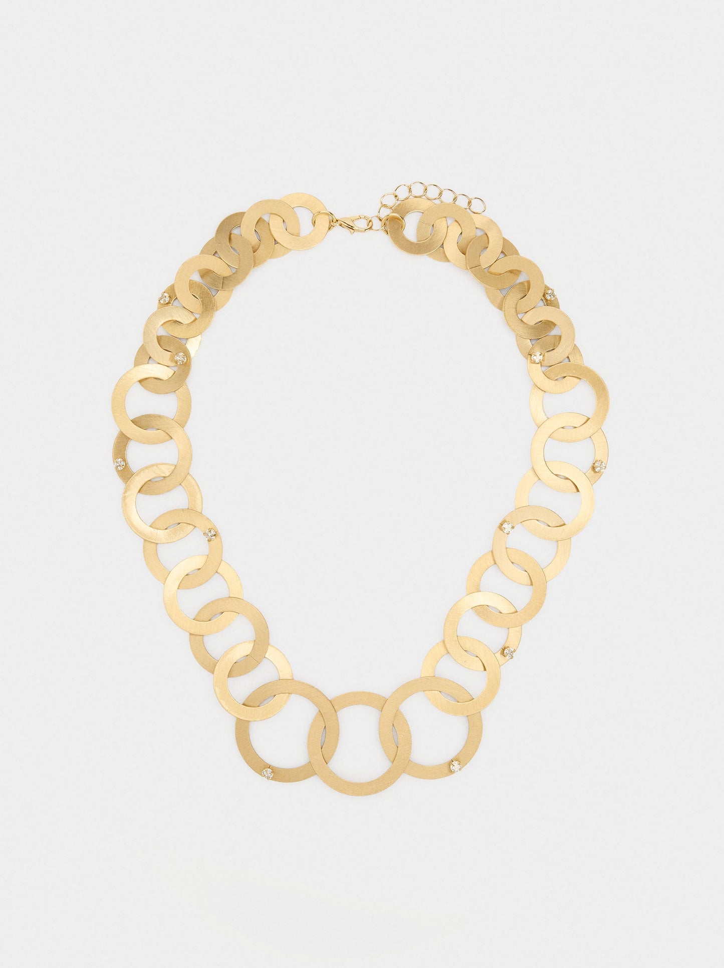 Necklace With Intertwined Hoops With Zirconia