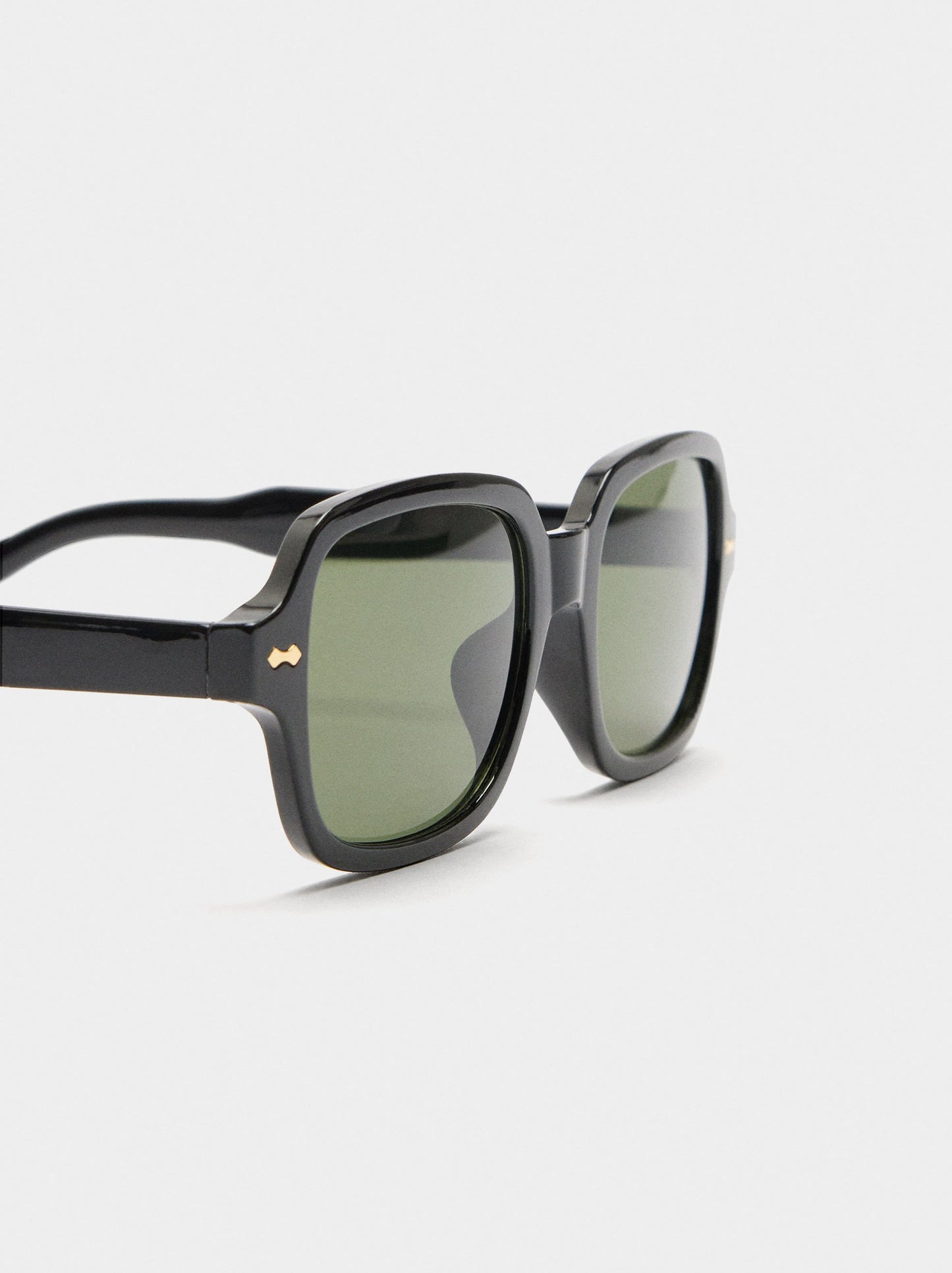 Sunglasses With Squares