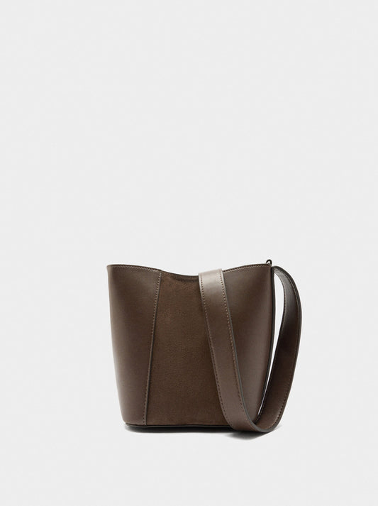 Bucket Bag Contrast Of Textures