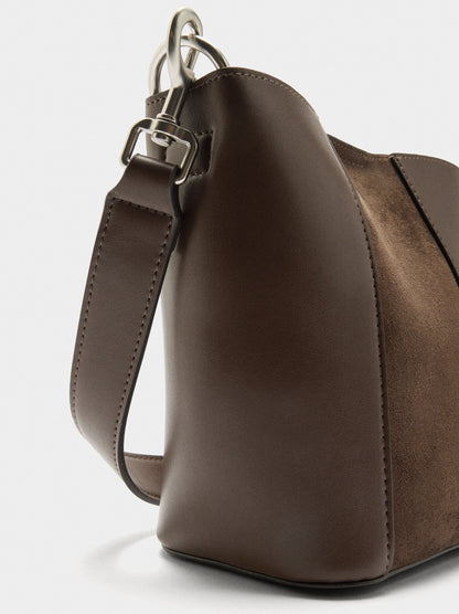 Bucket Bag Contrast Of Textures