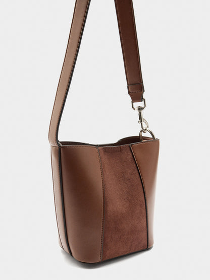 Bucket Bag Contrast Of Textures