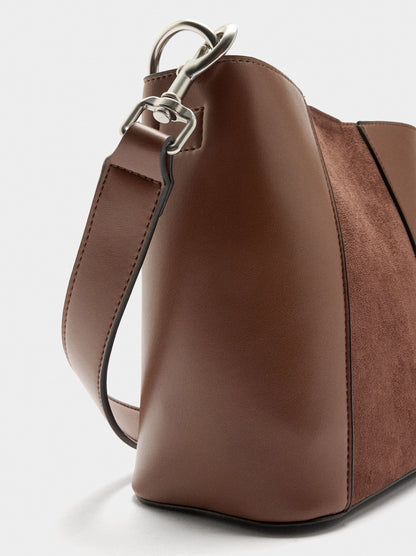 Bucket Bag Contrast Of Textures