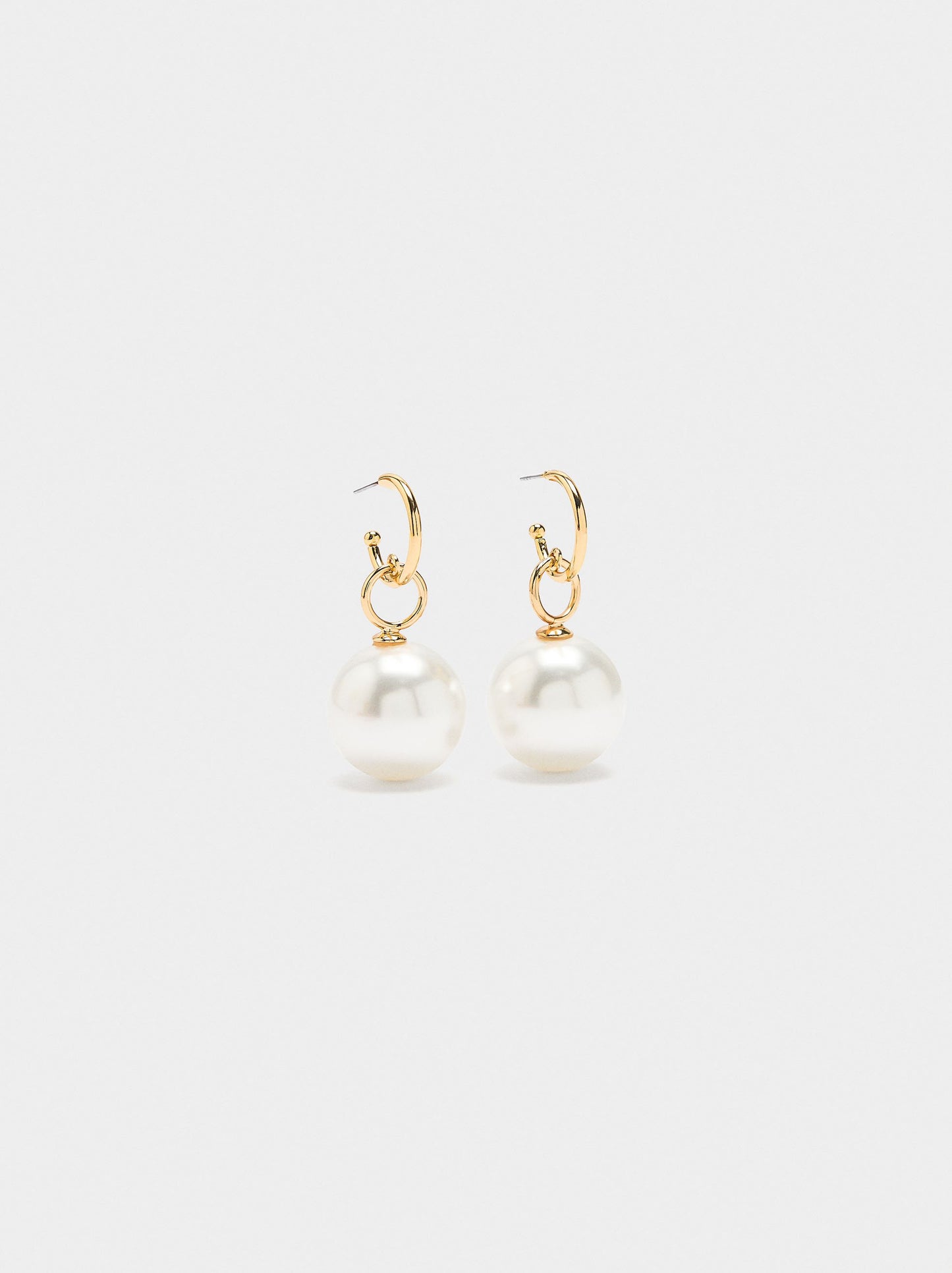 Hoop Earrings With Pearls
