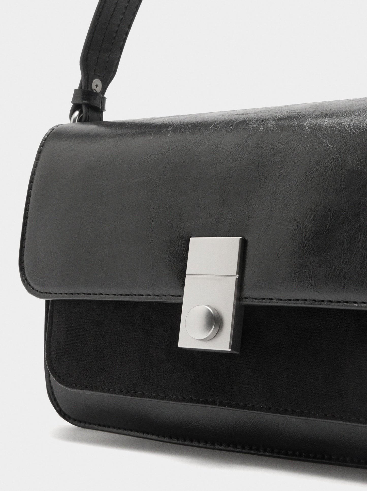 Handbag With Flap