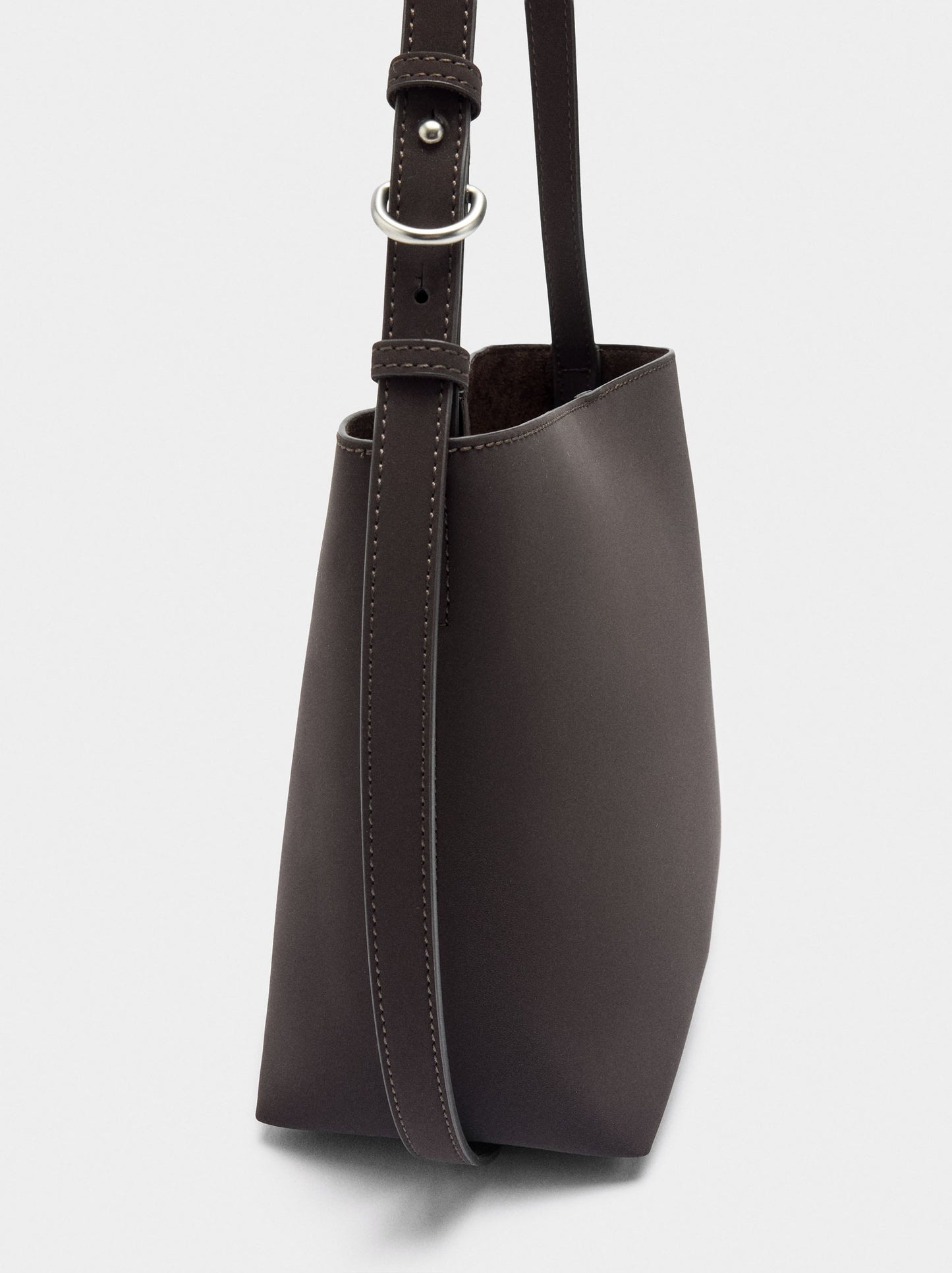 Shoulder Bag With Soft Texture