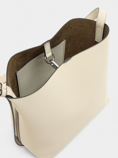 Shoulder Bag With Soft Texture