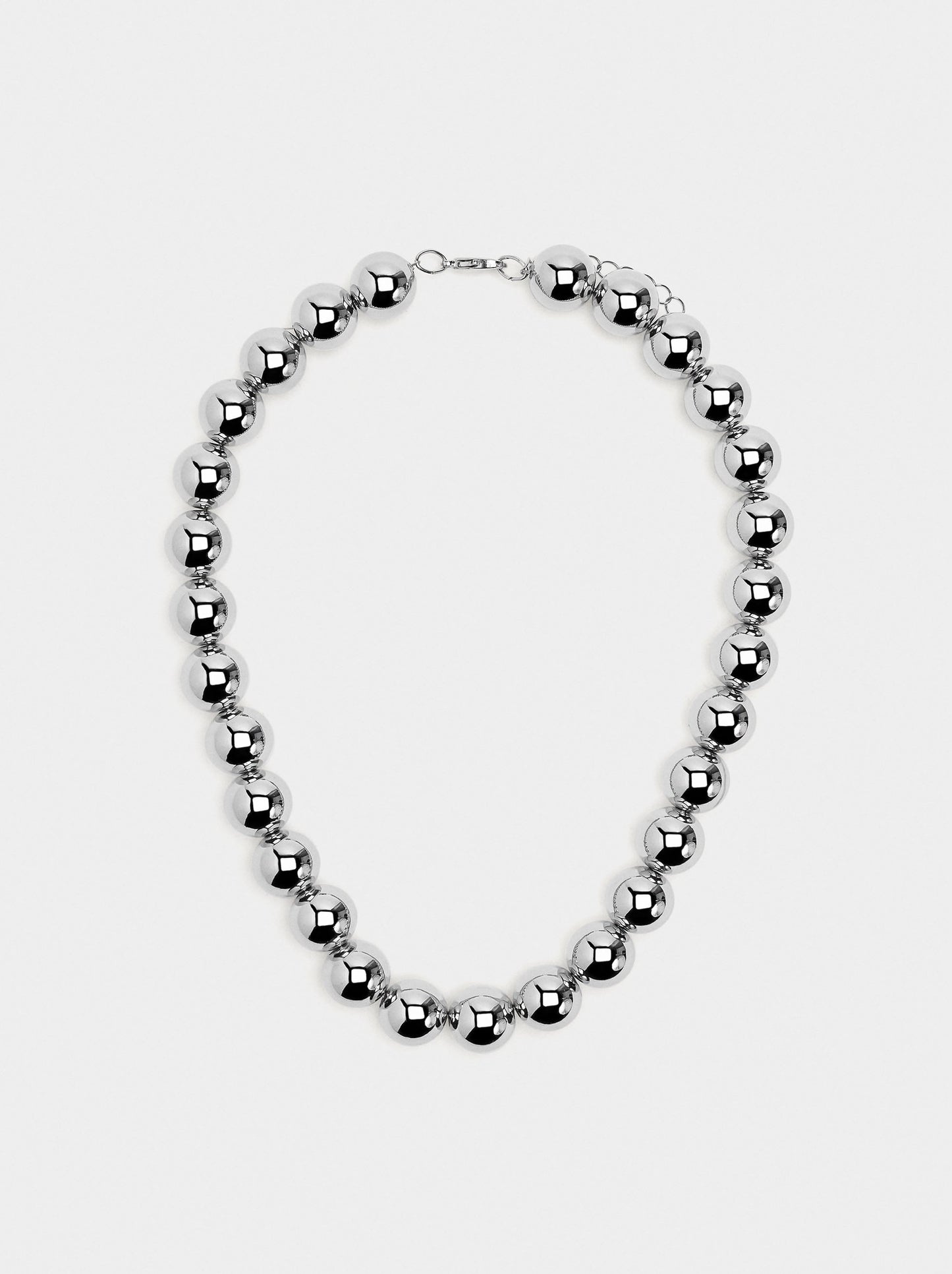 Short Necklace With Beads