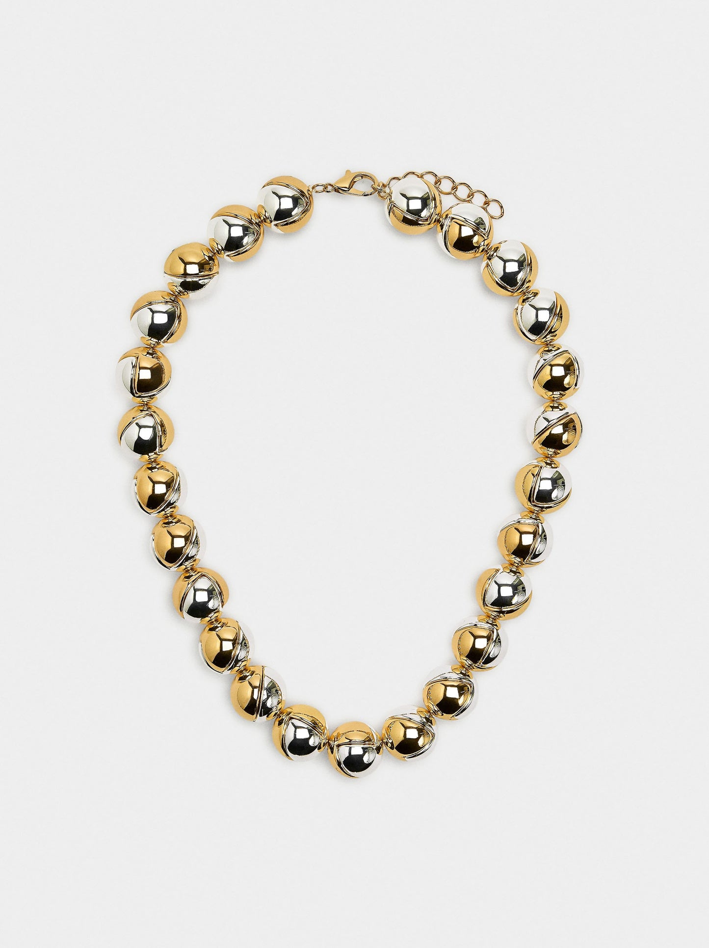Necklace With Bicolor Spheres
