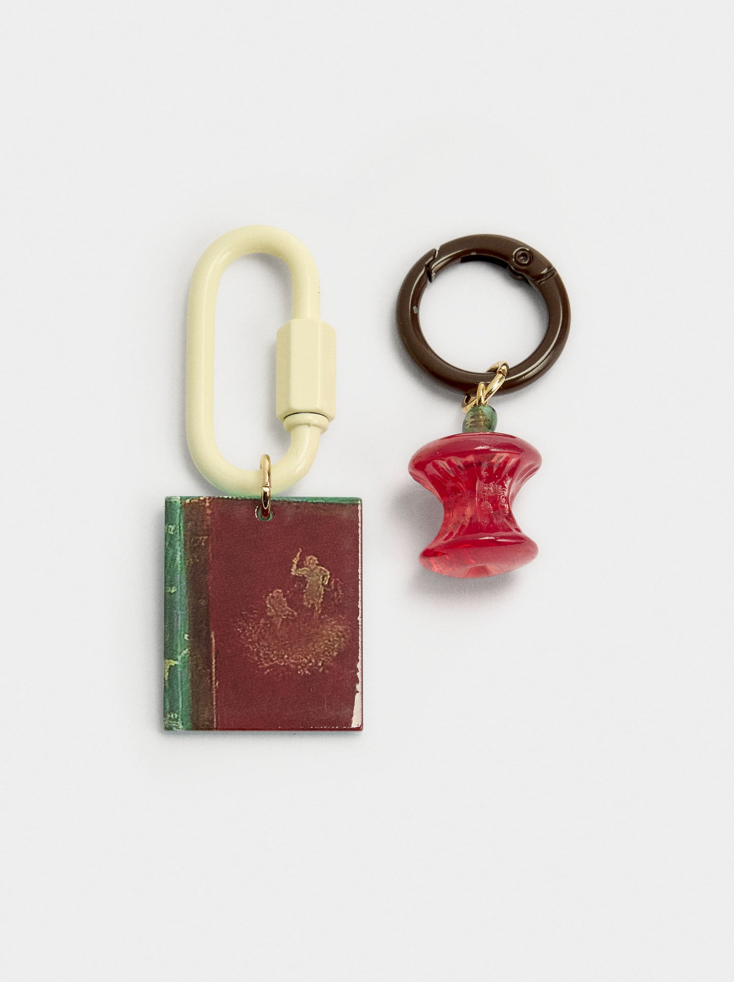 Keychain Charm Intelectual - The Bear Collection