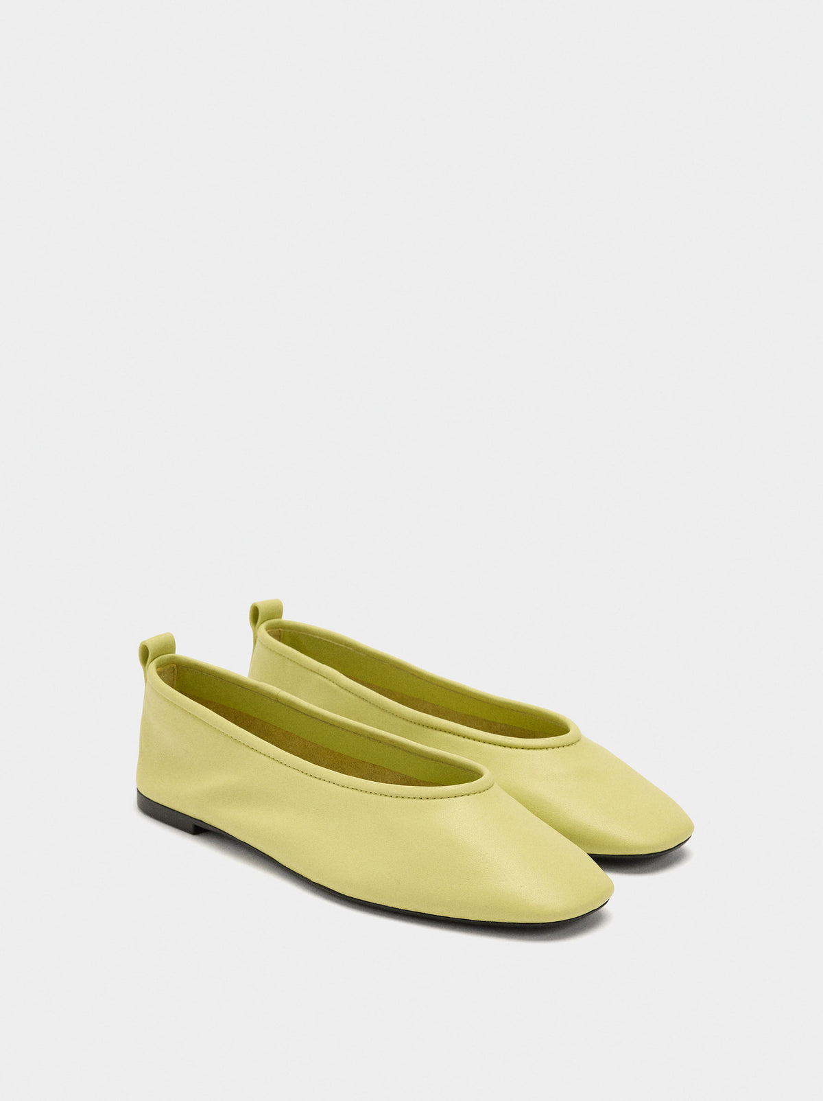 Leather Ballerinas With Strap And Buckle