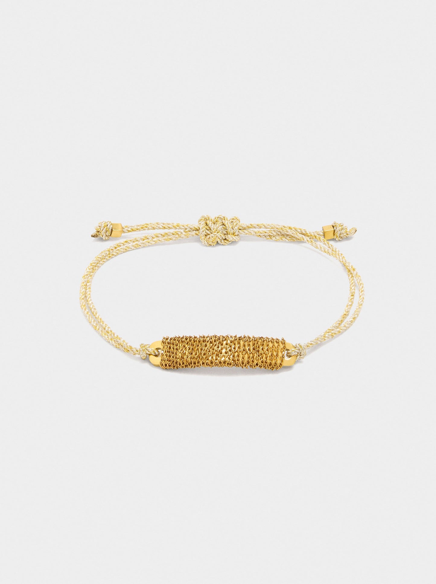 Adjustable Bracelet With Plate And Chains