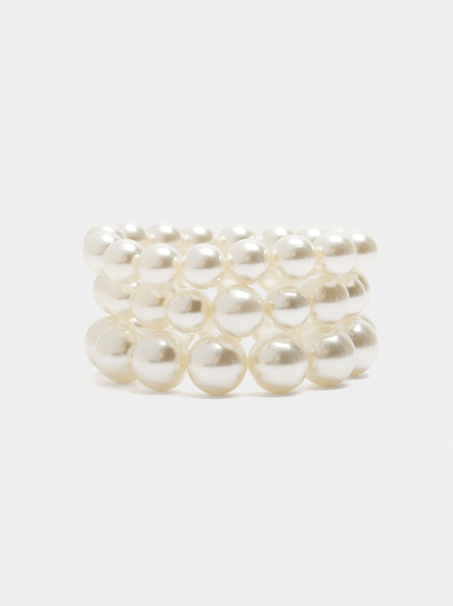 Set Of Elastic Bracelets With Pearls