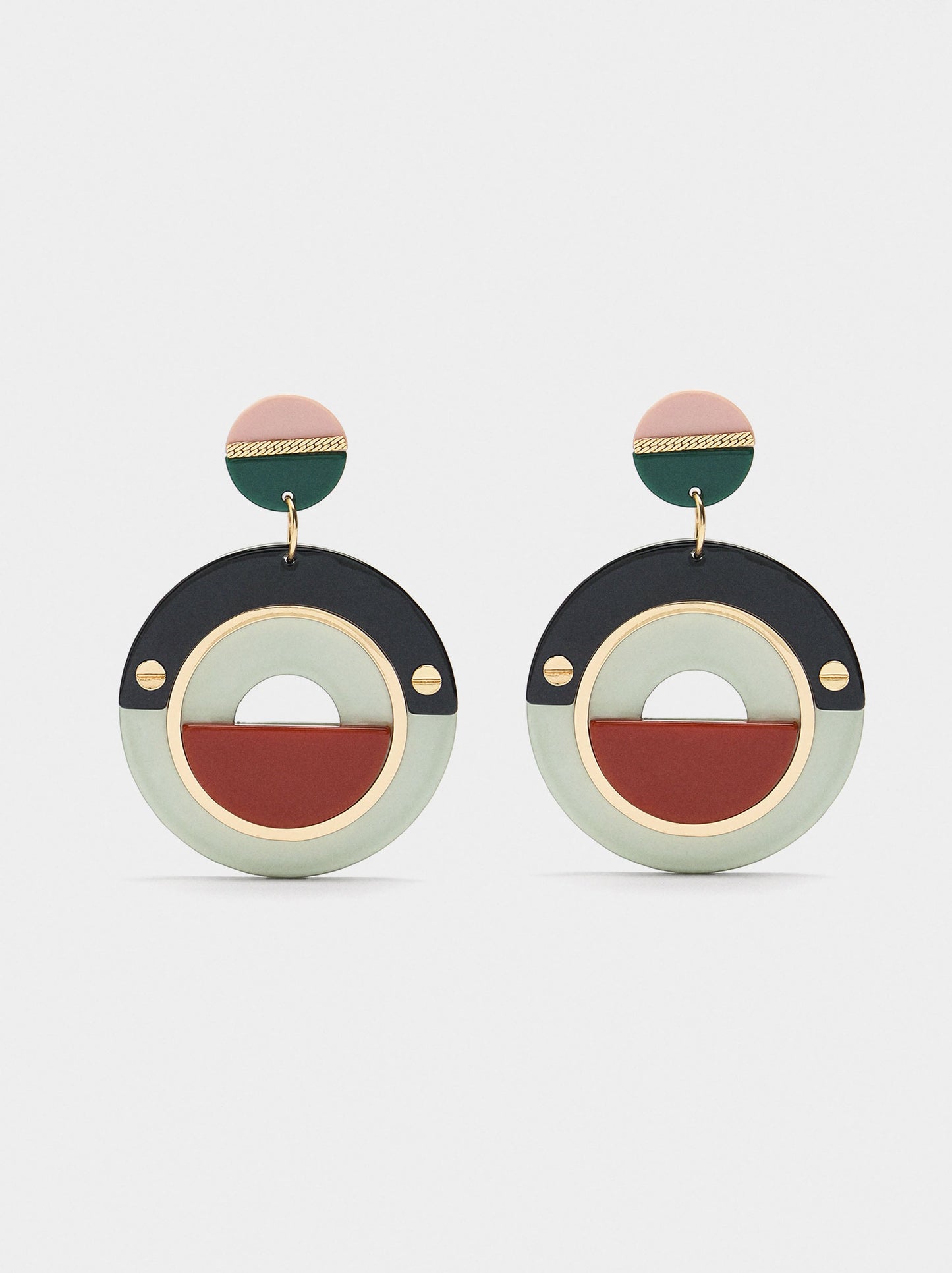 Round Earrings With Resin