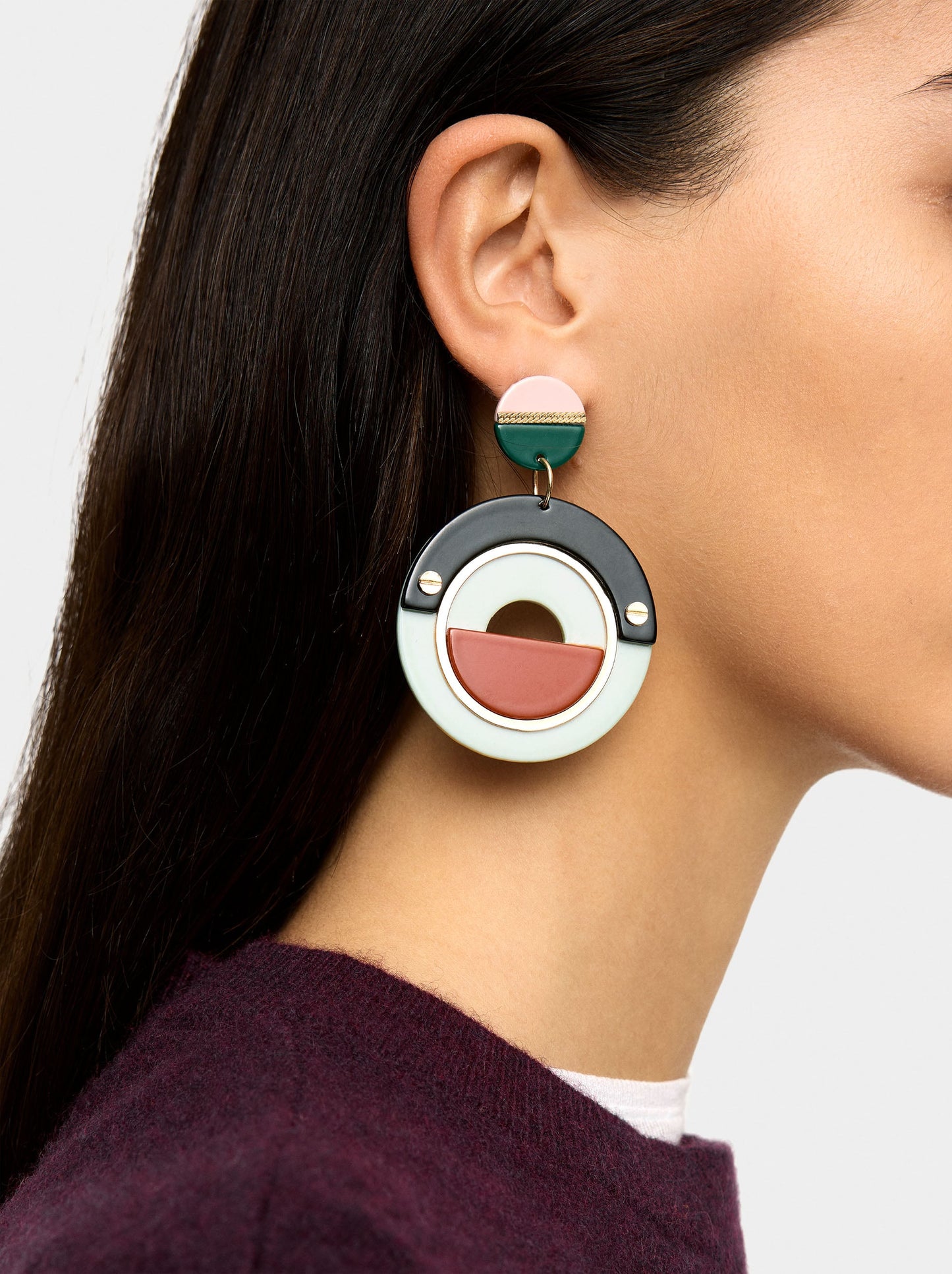 Round Earrings With Resin