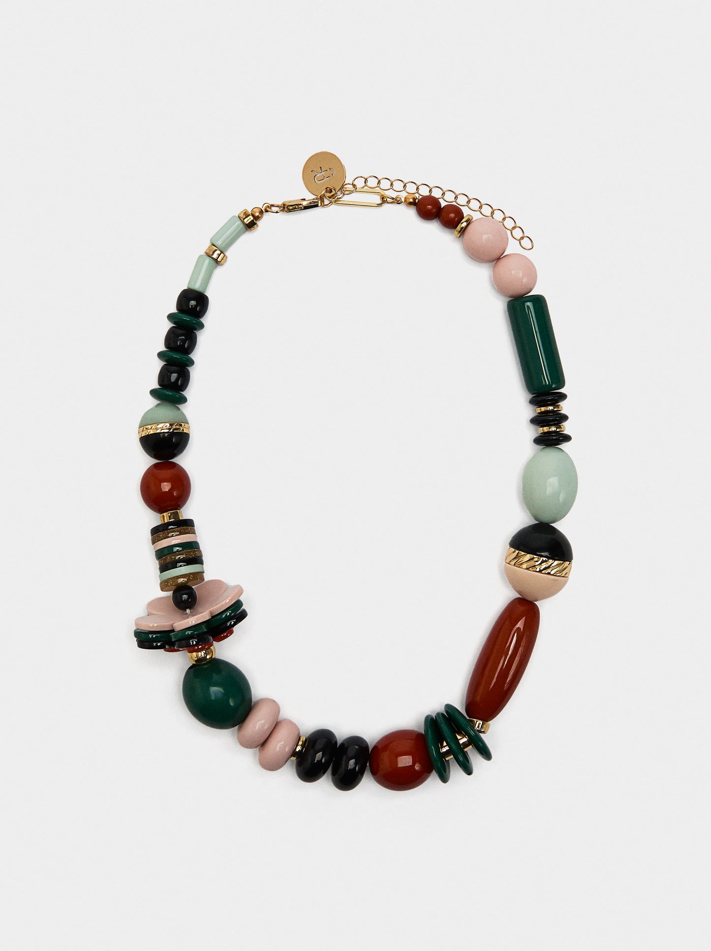 Short Necklace With Resin Beads