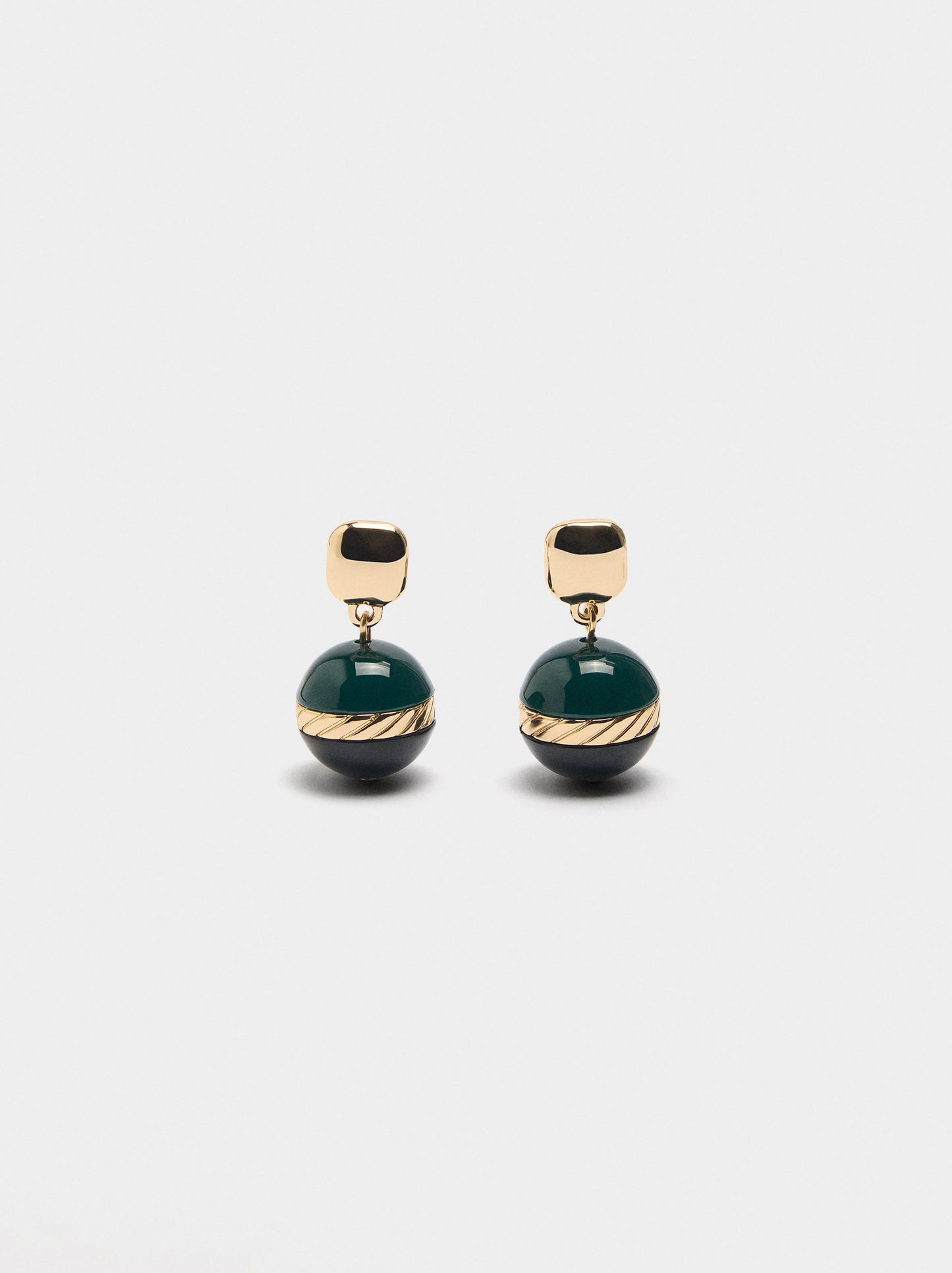 Earrings With Resin Beads