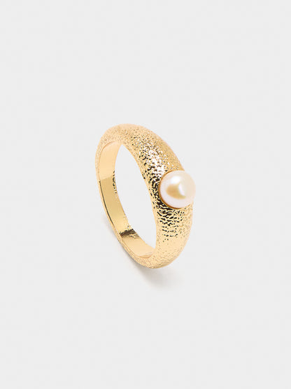 Ring With Freshwater Pearl