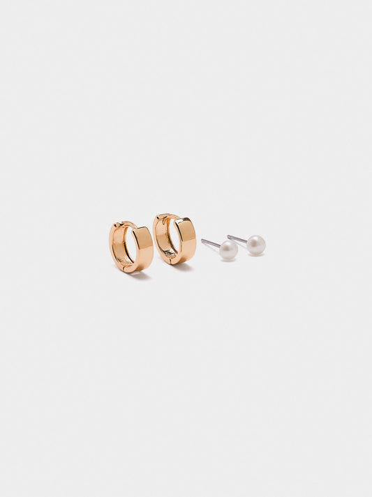 Set Of Earrings With Pearl
