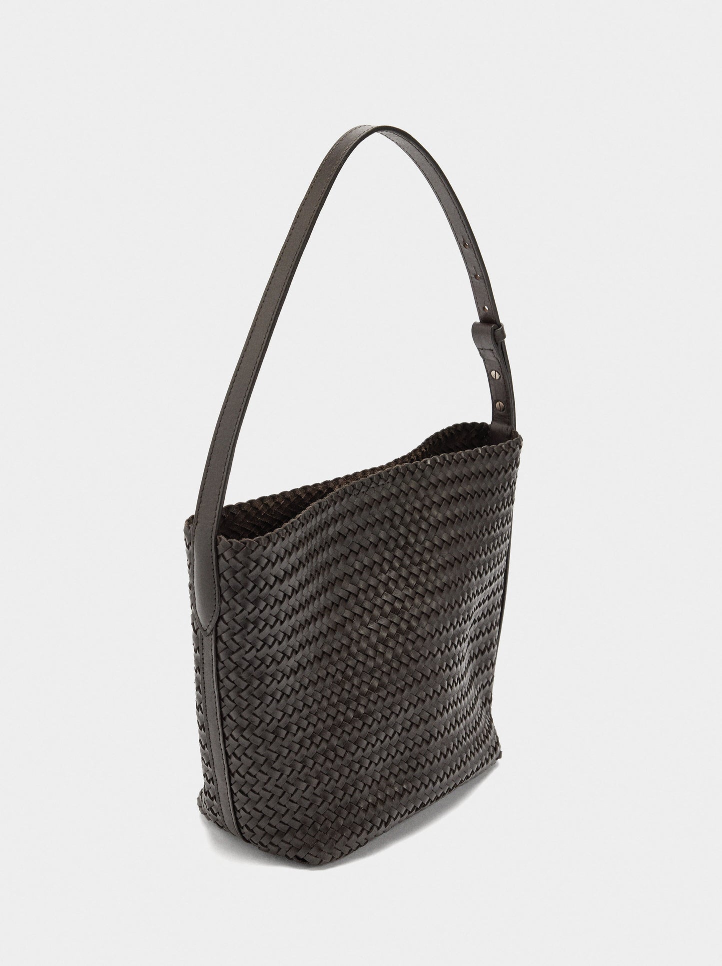 Shoulder Bag With Braided Leather