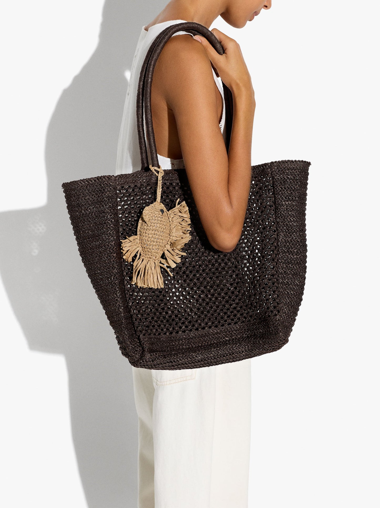 Shopper Bag With Paper Straw Effect With Pendant