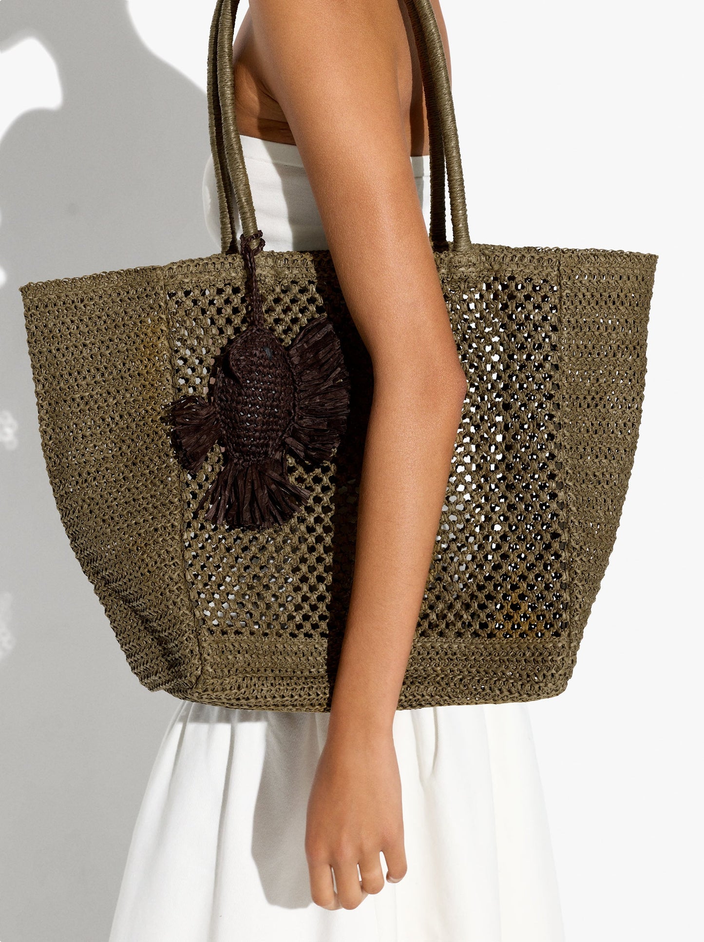 Shopper Bag With Paper Straw Effect With Pendant
