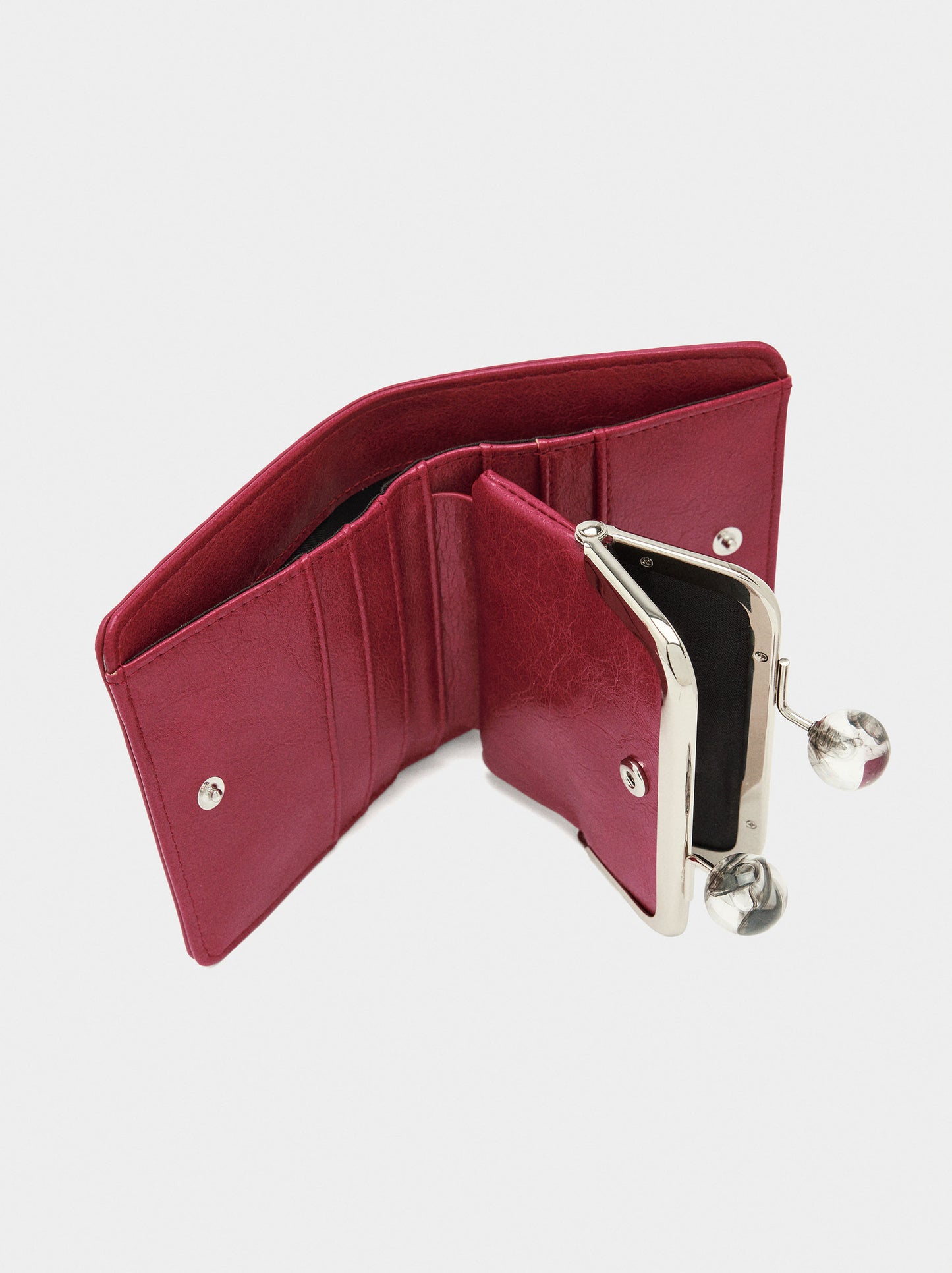 Wallet With Studs And Kiss-Lock Closure