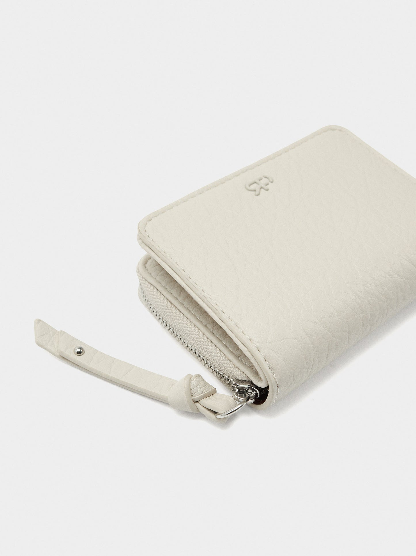 Wallet With Cracked Effect