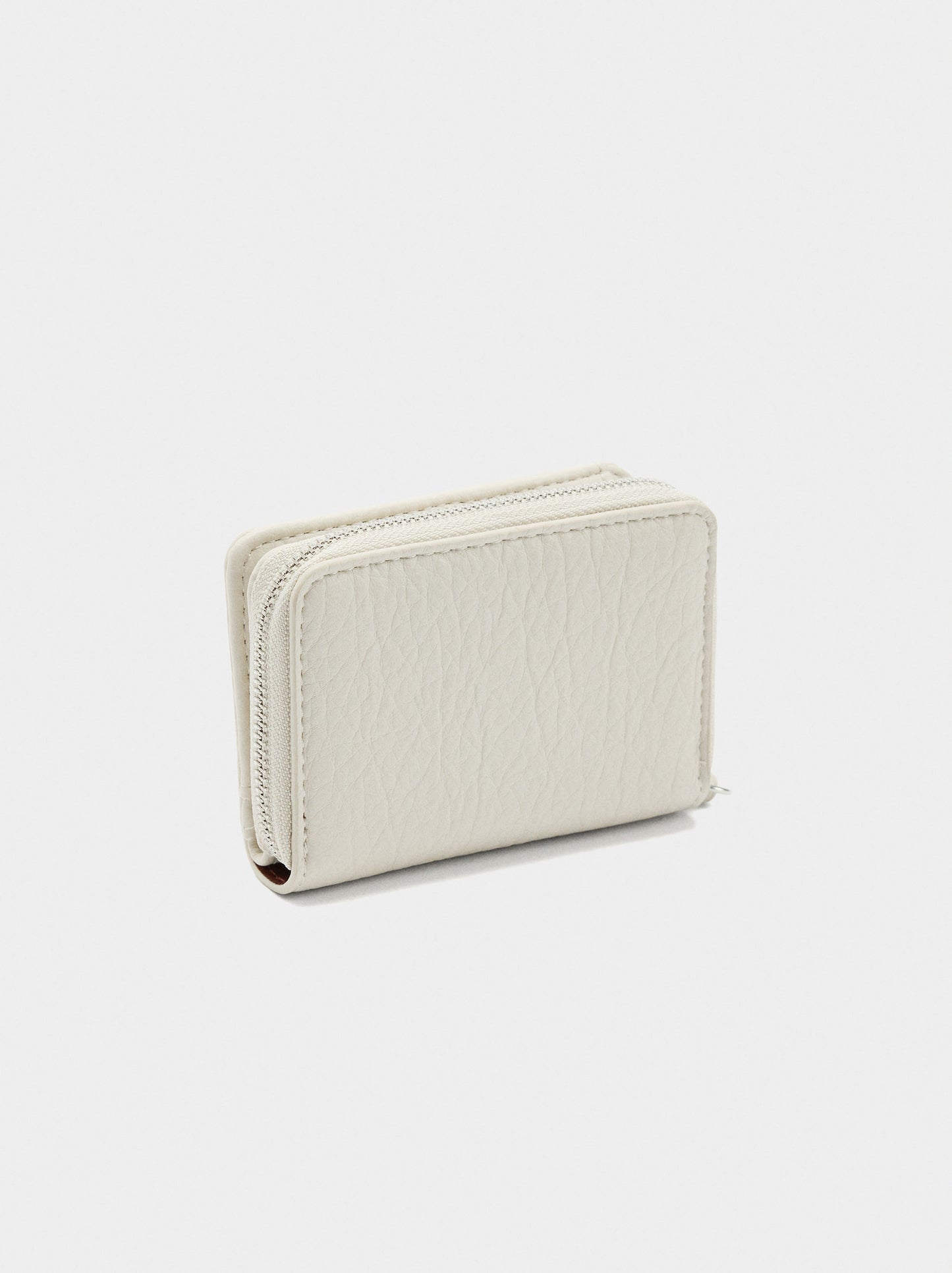 Wallet With Cracked Effect