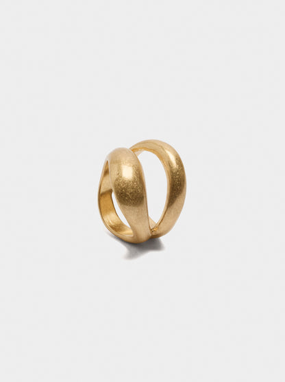 Double Ring With Wave