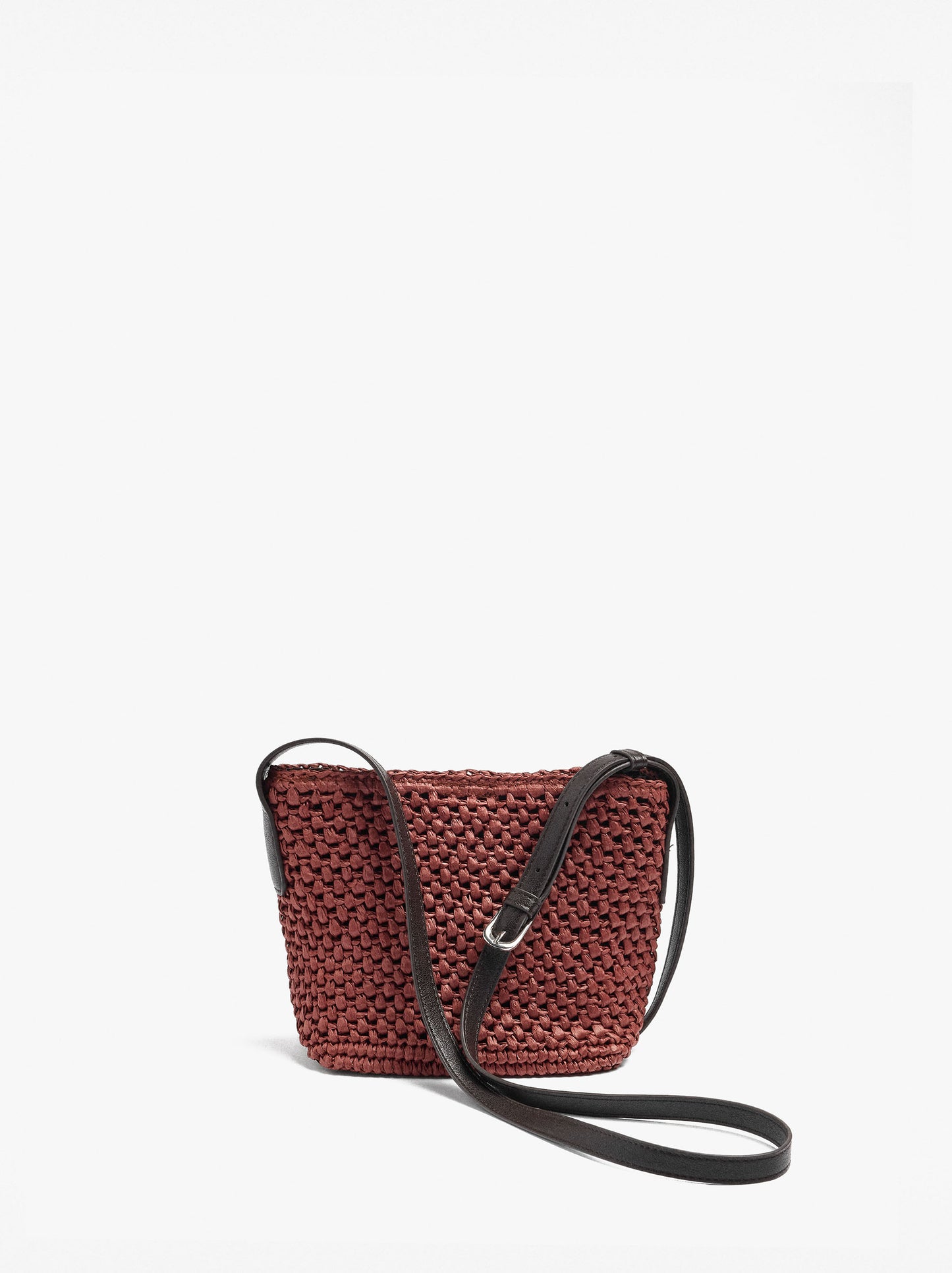 Crossbody Bag With Paper Straw Effect