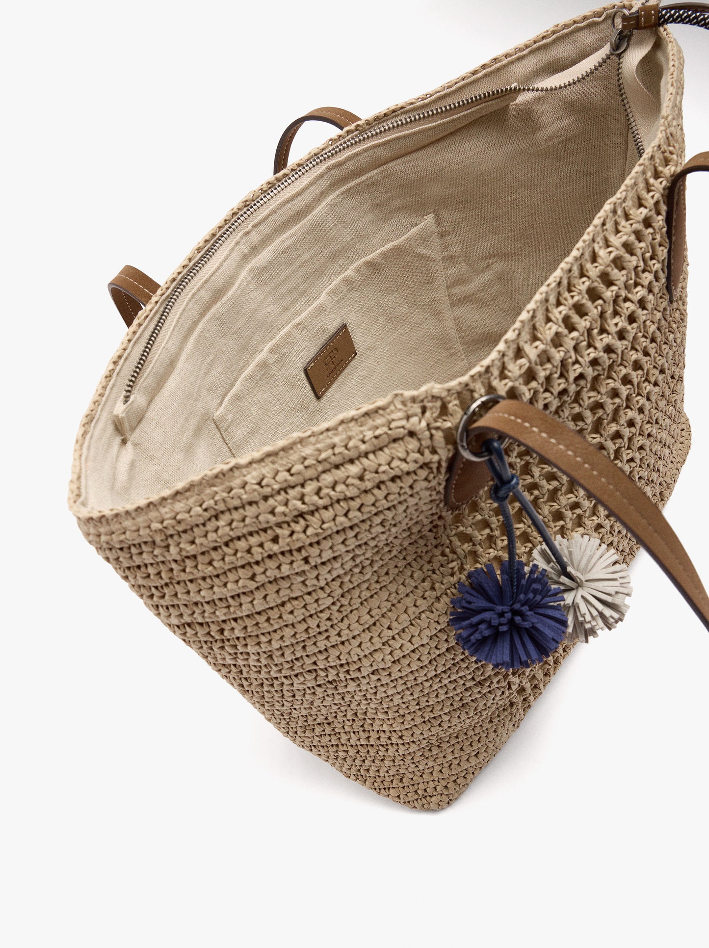 Shopper Bag With Paper Straw Effect With Pendant