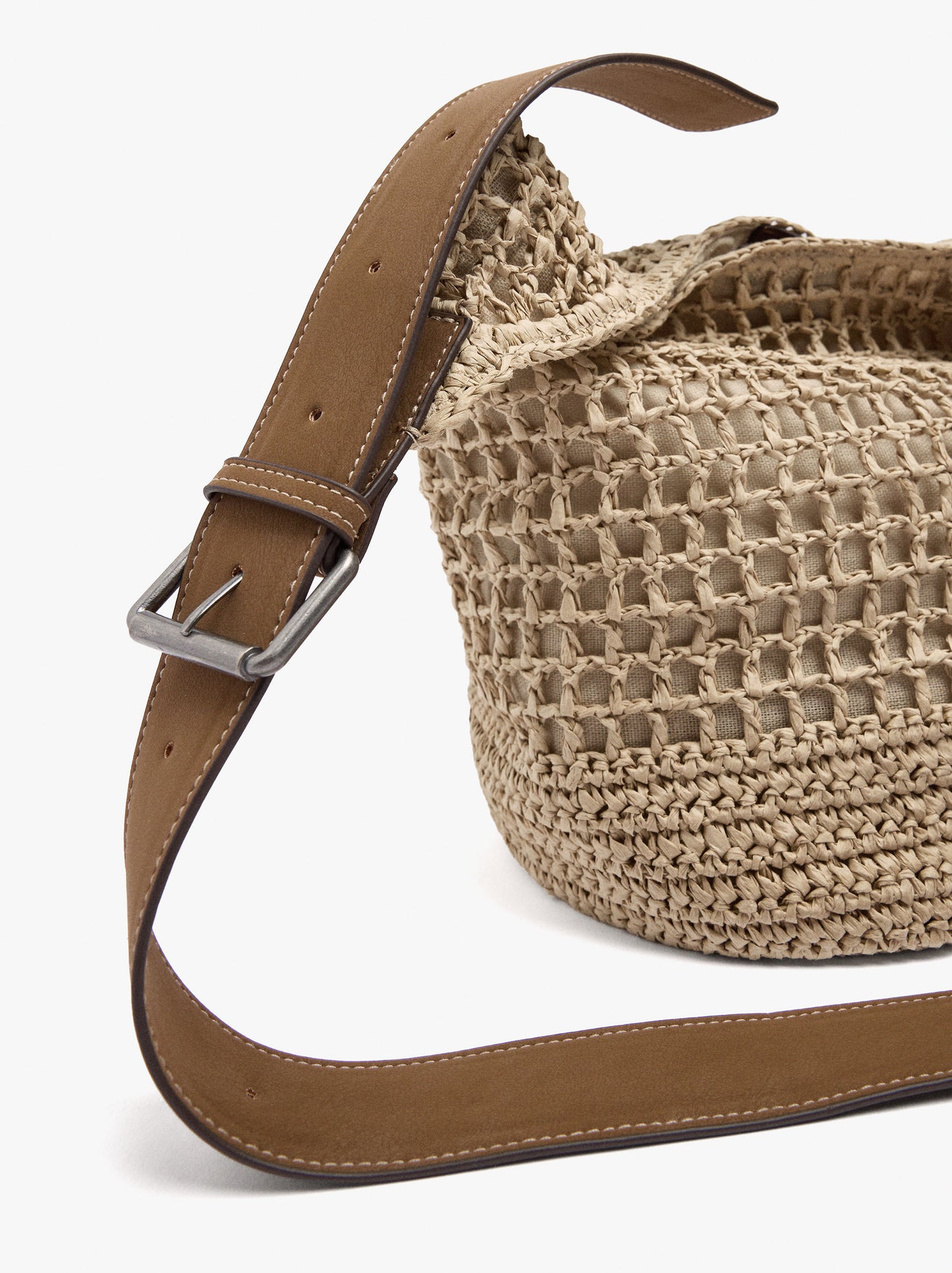Bucket Bag With Paper Straw Effect