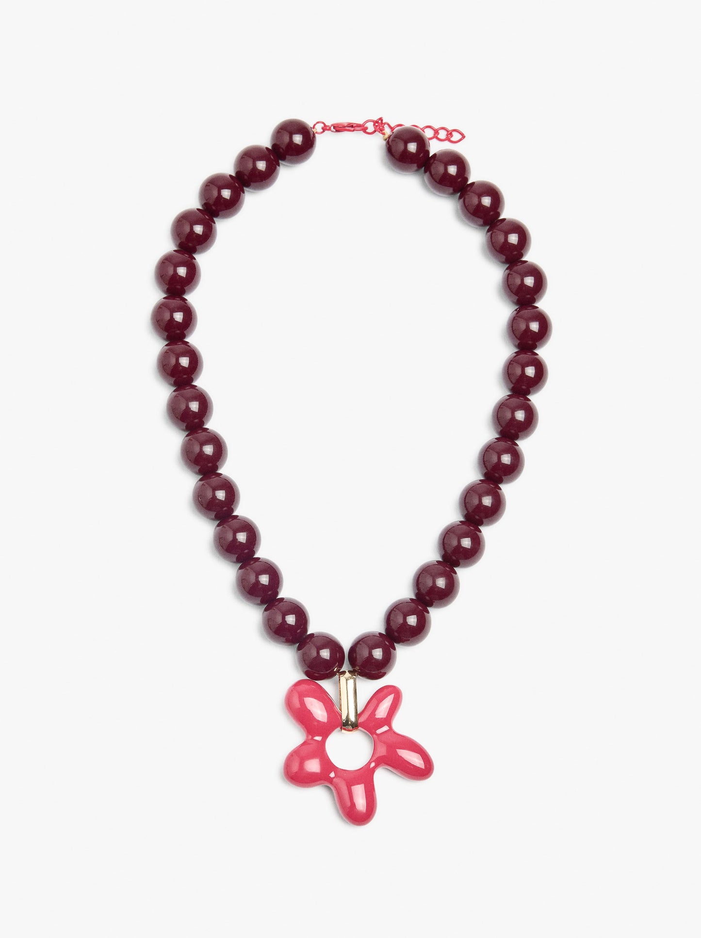 Short Necklace With Beads And Flower Pendant