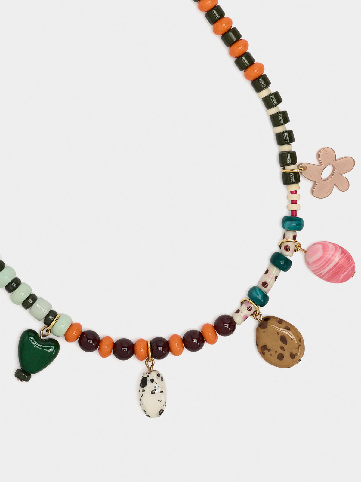 Short Necklace With Multicolor Beads