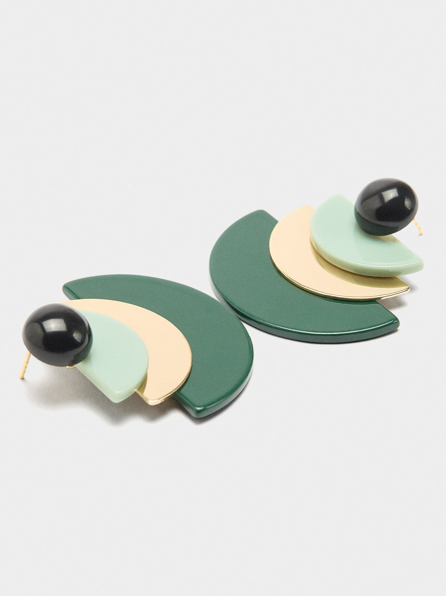 Geometric Earrings With Resin