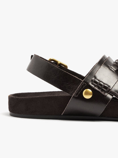 Flat Leather Sandals With Fringes