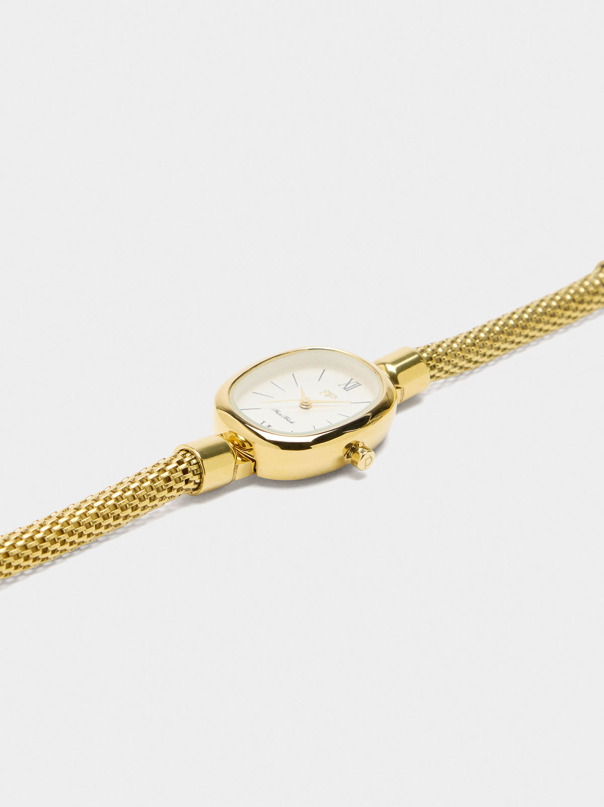 Watch With Tubular Stainless Steel Mesh Bracelet