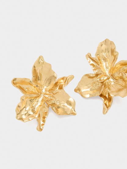Maxi Flower Earrings With Embossed Detail
