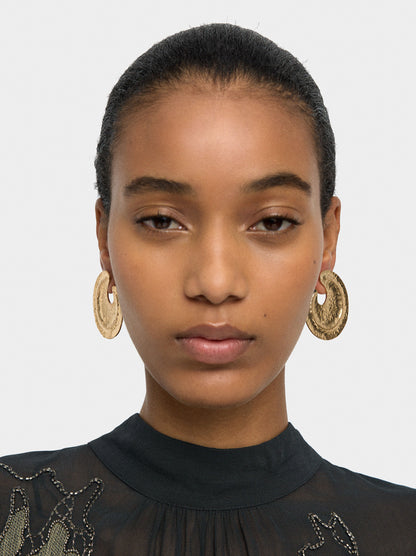 Maxi Round Earrings With Embossed Detail