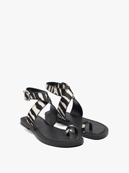Flat Sandals With Printed Animal Leather