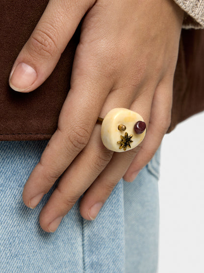 Maxi Ring With Star