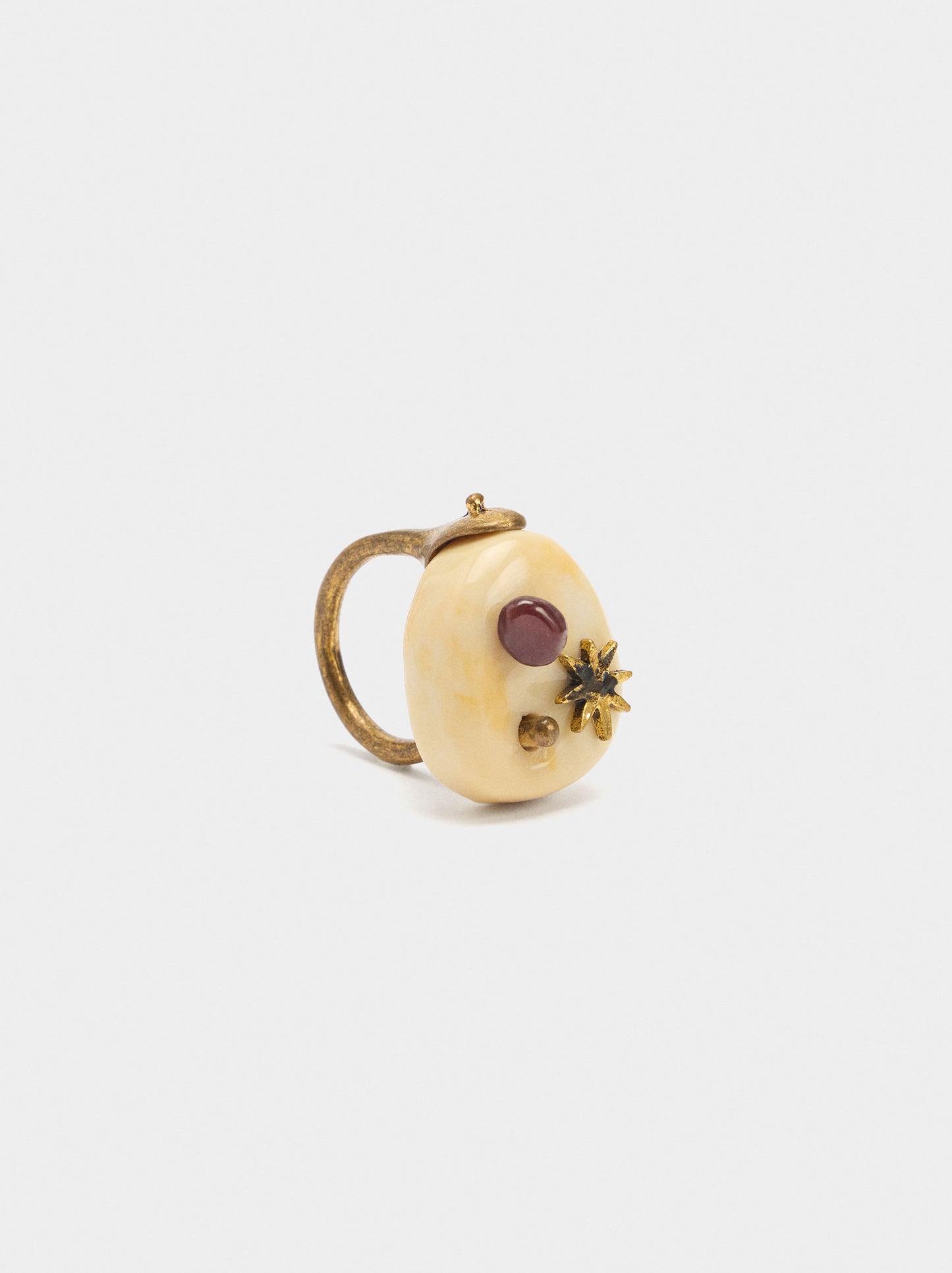 Maxi Ring With Star