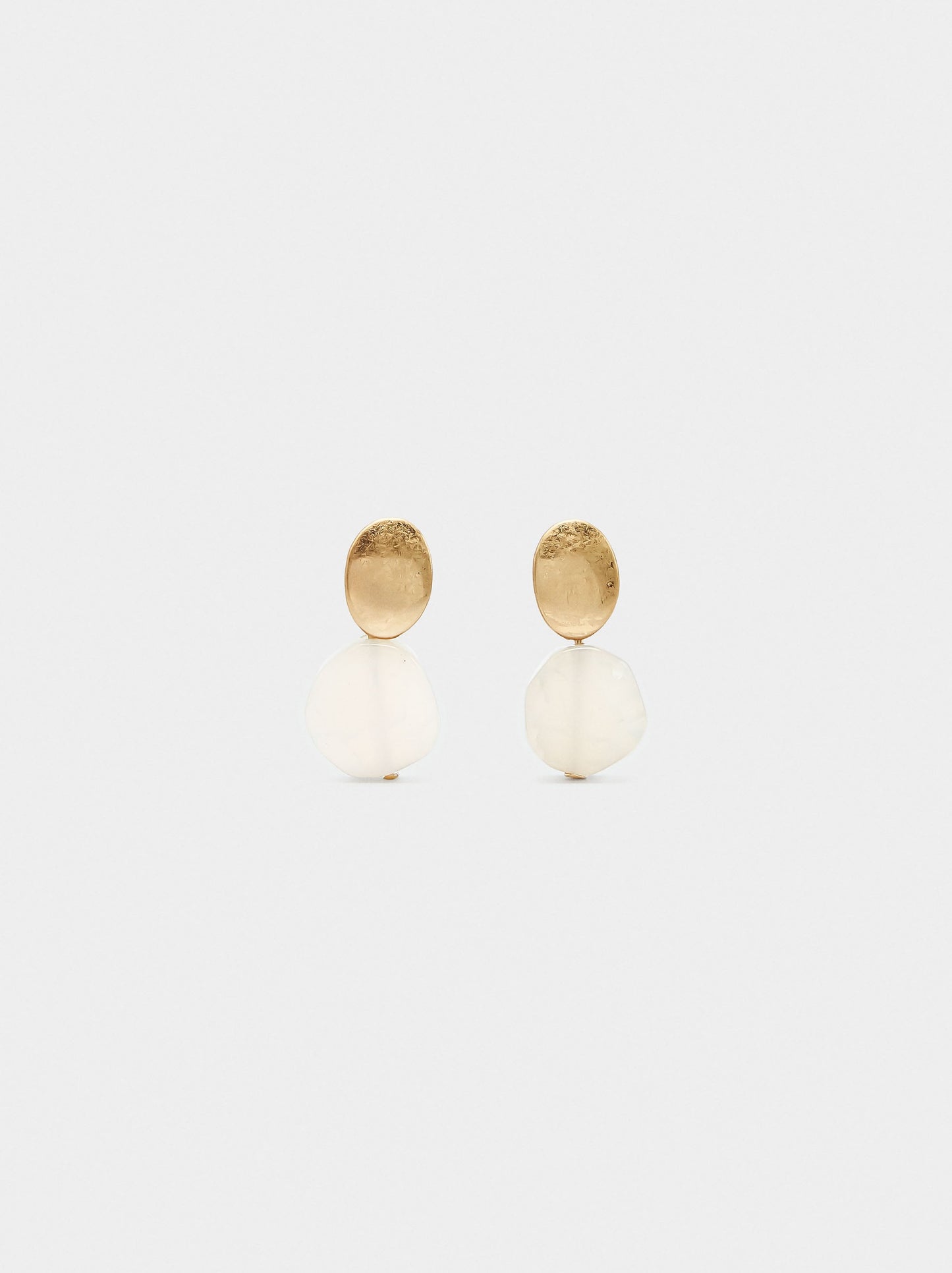 Short Earrings With Stones