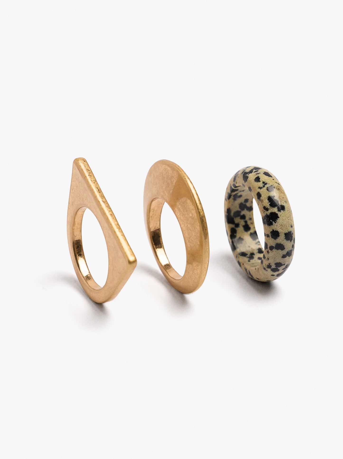 Set Of Rings With Stone