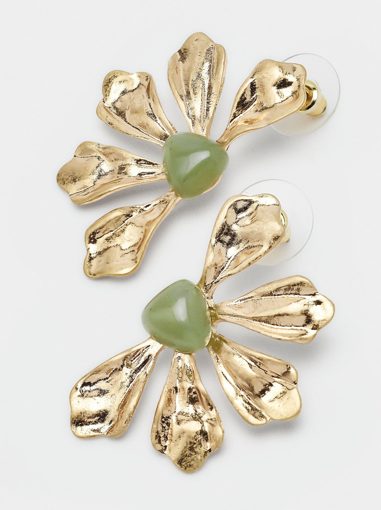 Flower Earrings With Stone